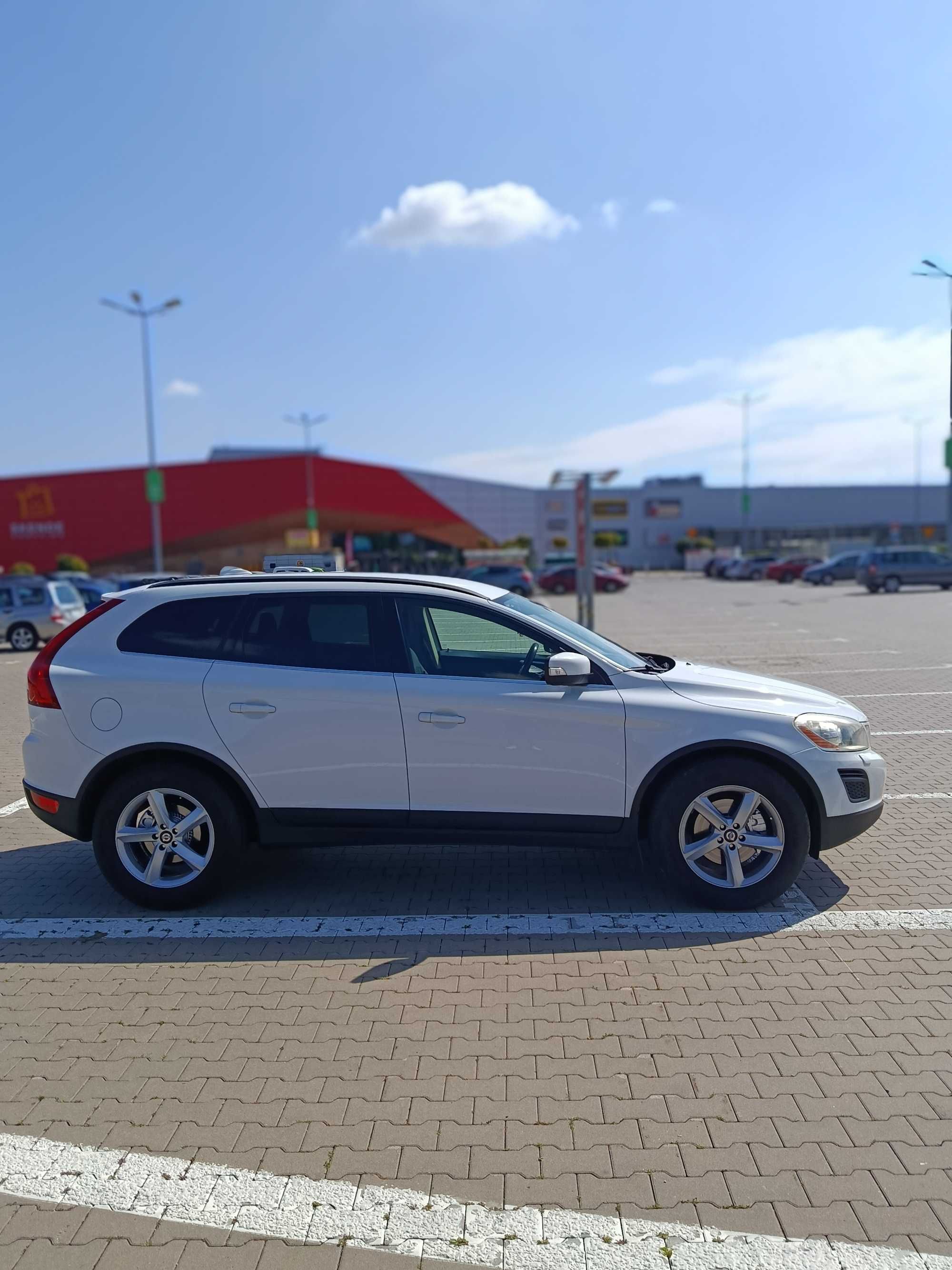 Volvo XC60 2011r 2.0 D3 163km