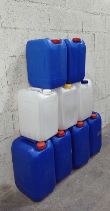 Bidons / Galão plásticos