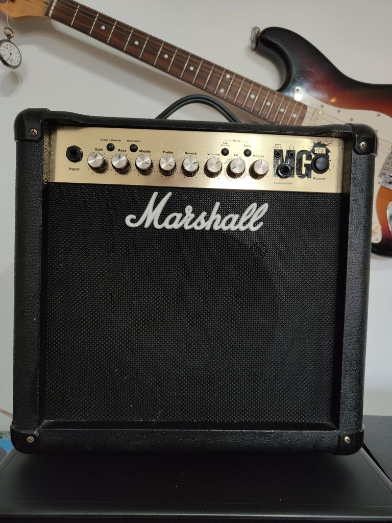 Wzmacniacz gitarowy Marshall MG15FX