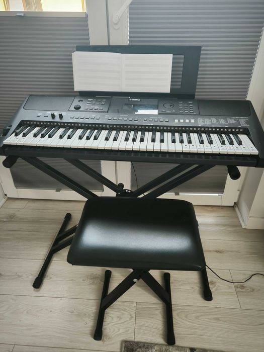 Yamaha PSR E-463