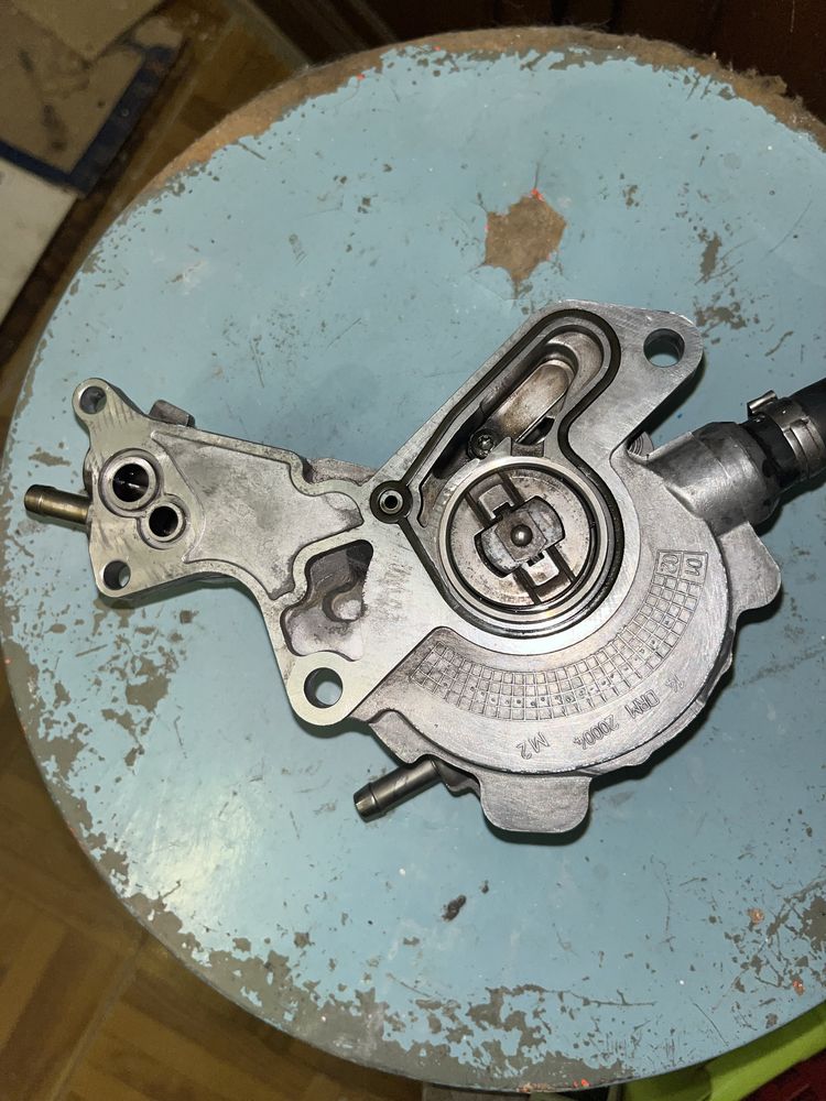 Bomba tandem tdi 130 / turbo 1749v/ climatronic passat/ alternador