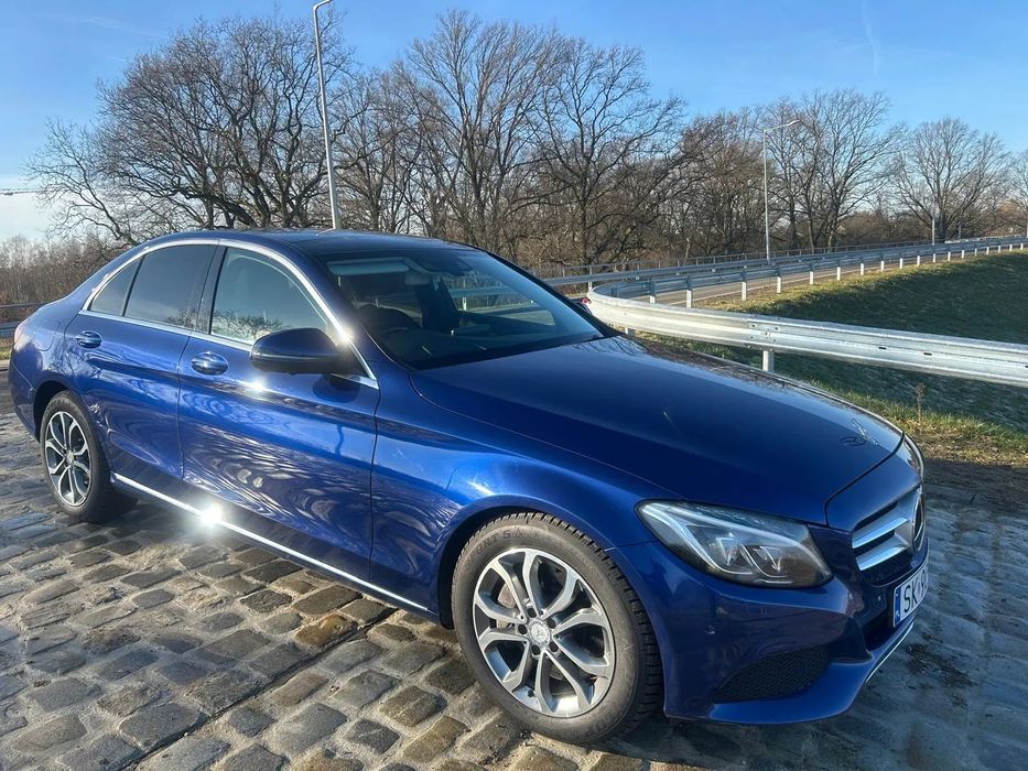 Mercedes-Benz Klasa C Mercedes C 350 HYBRID Plus z plug-in Limuzyna