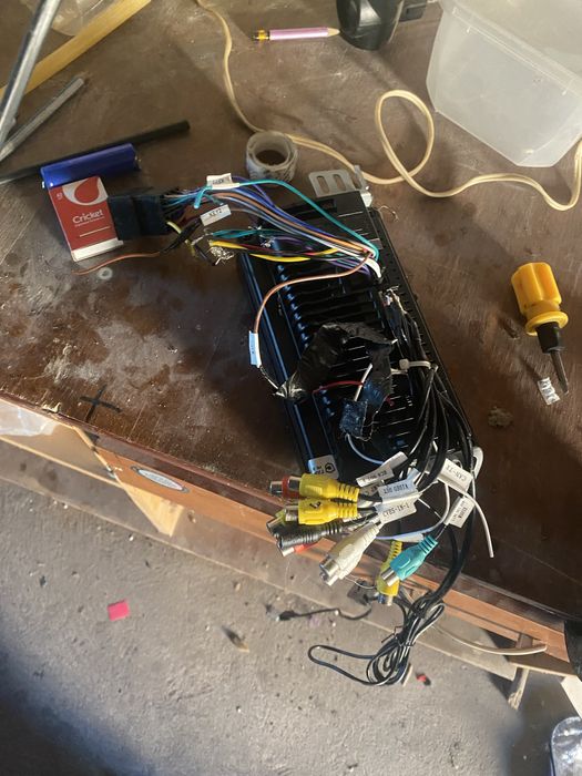 Продам переходну рамку на 2 дінуву магнітолу соната 2005-2007