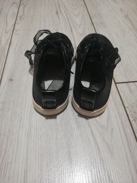 Buciki dla dziewczynki 24 buty dziewczęce trampki  czarne