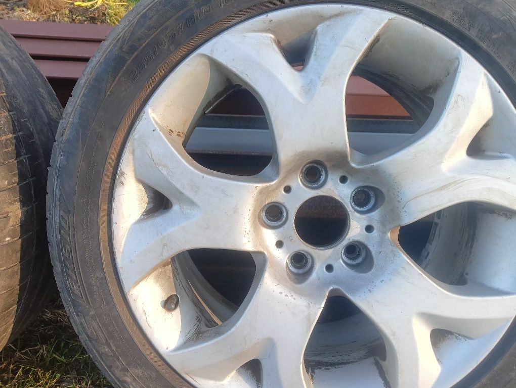 Witam sprzedam felgi aluminiowe r18 BMW x3