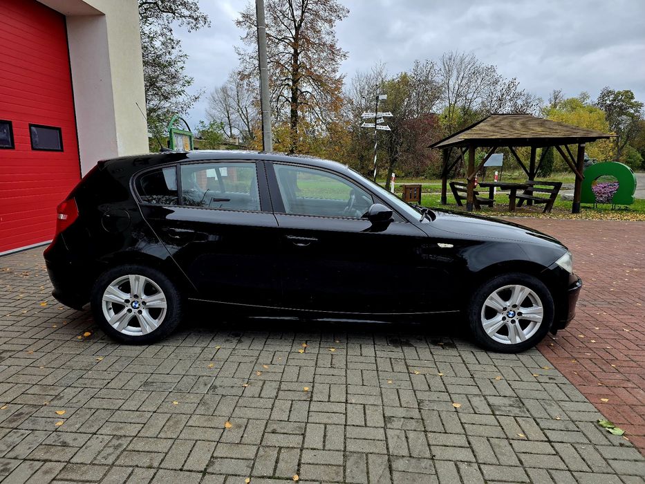 Zamiana BMW 1 Lift BenzynkaKlimatyzacjaGrzaneFoteleTenpomatKomputerAlu