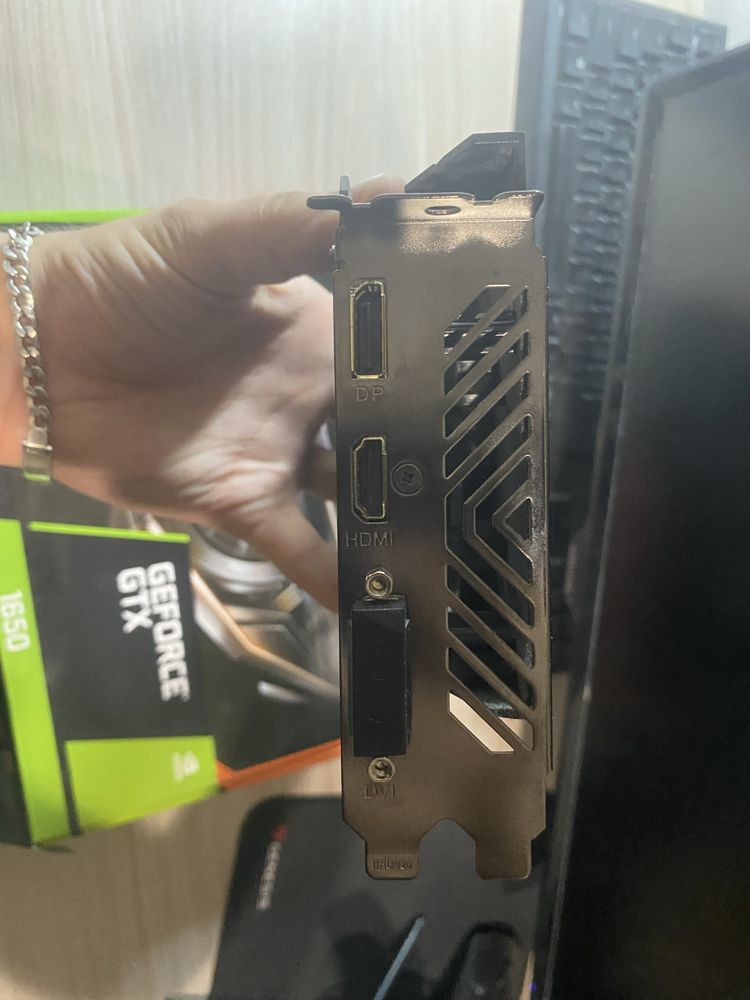 GTX 1650 4GB GDDR6