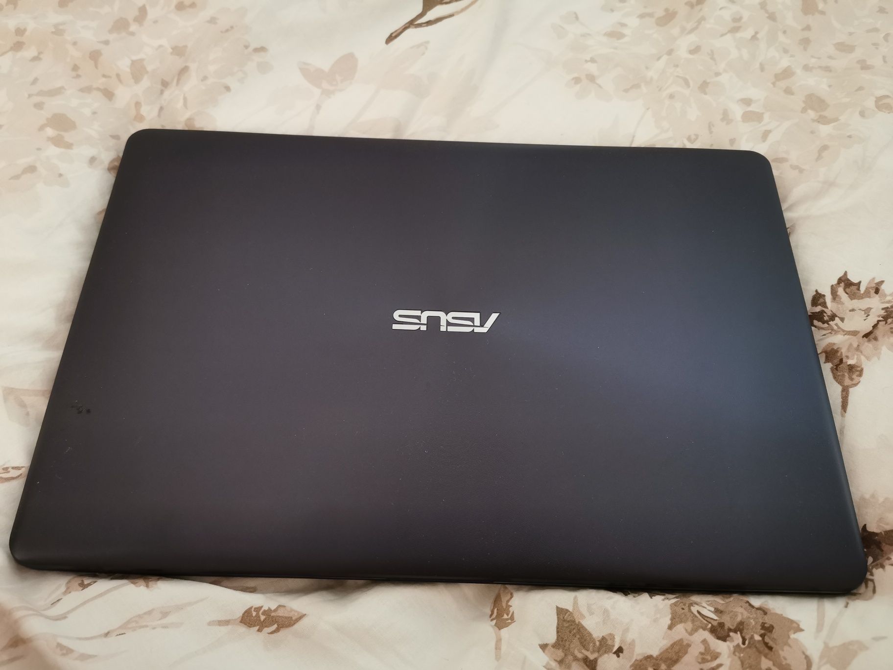 Laptop Asus K542UF