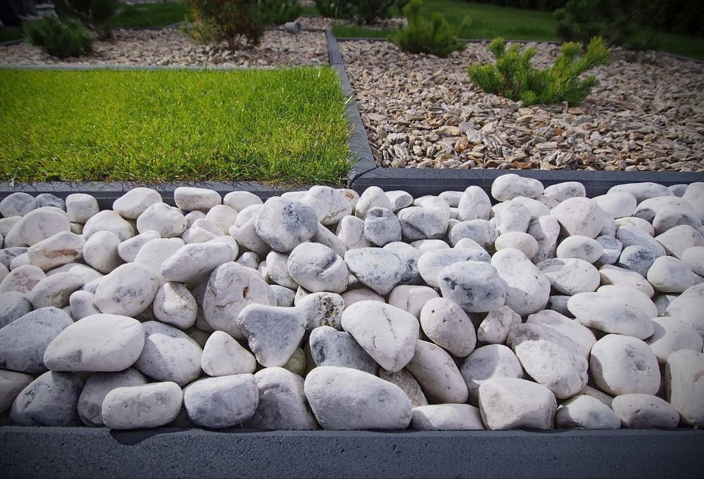 Otoczaki janowickie kamień naturalny ozdobny biały marmur 1T z dostawą