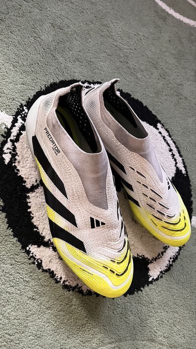 Korki adidas predator rozm 41 1/3