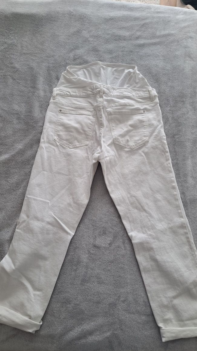 Białe spodnie jeansy ciążowe sinsay maternity 38