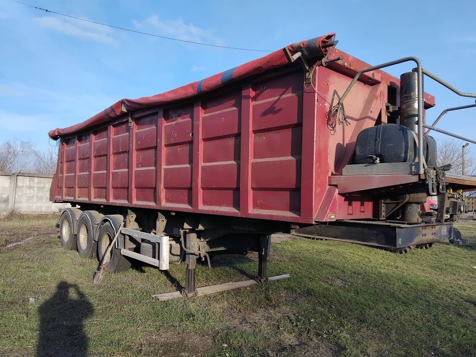 ПРОДАМ ТЕРМІНОВО Спеціалізований Напів Причіп