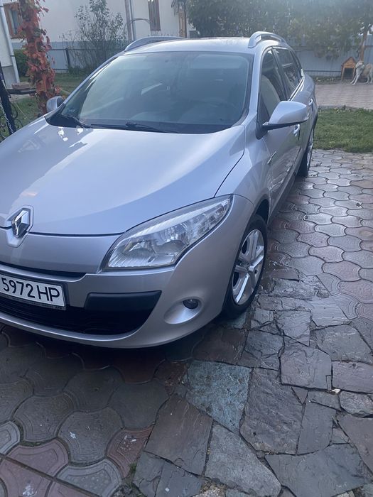 Продам авто reno