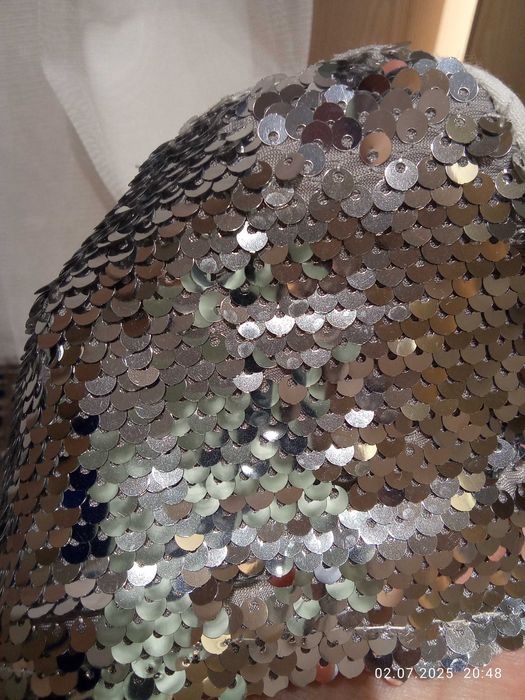 Розкішна спідниця Plums XS