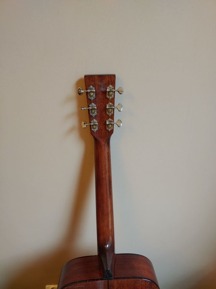 Gitara akustyczna Recording King RD T16 lity top świerk + przystawka