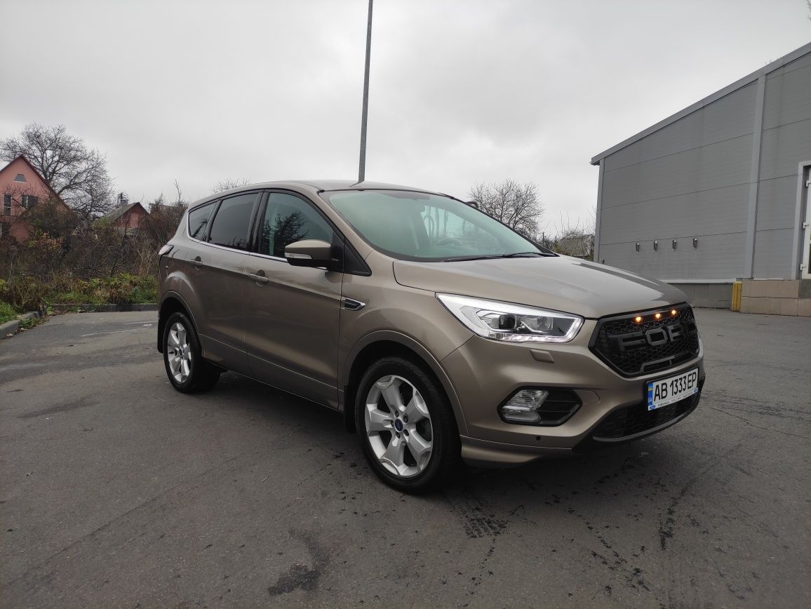 Ford Kuga official