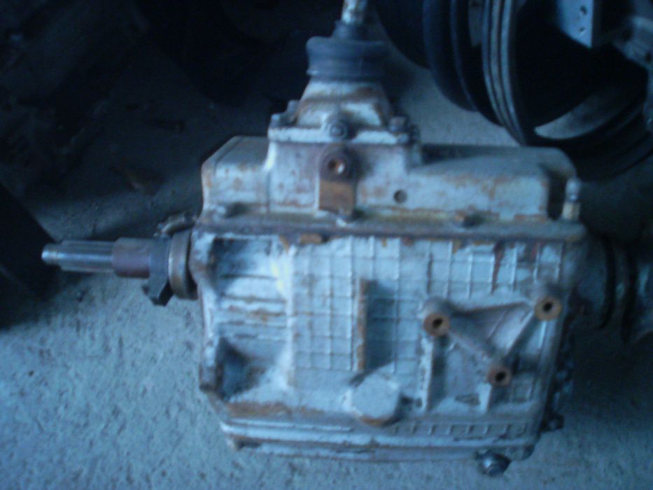 Ził Zis skrzynia biegów części wałek koła ciągnik Sam LKT most tylny