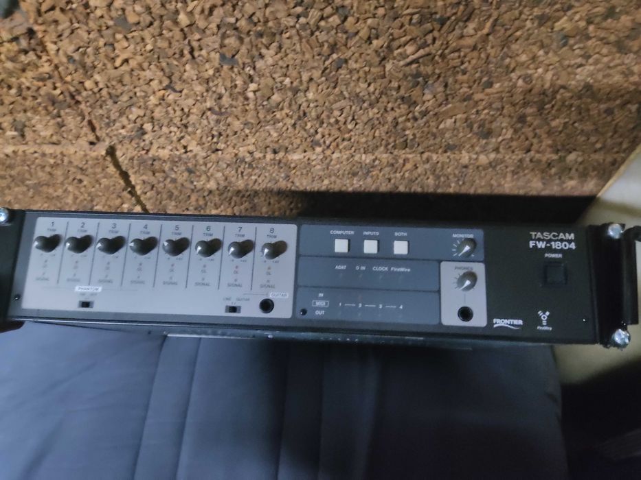 Vendo TASCAM FW-1804