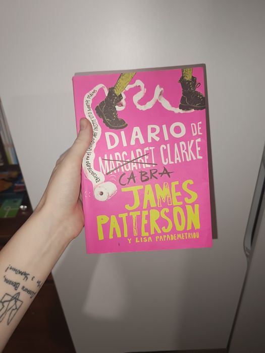 Книга на іспанський мові Дневник Кабри Кларк (Джеймс Петерсон)