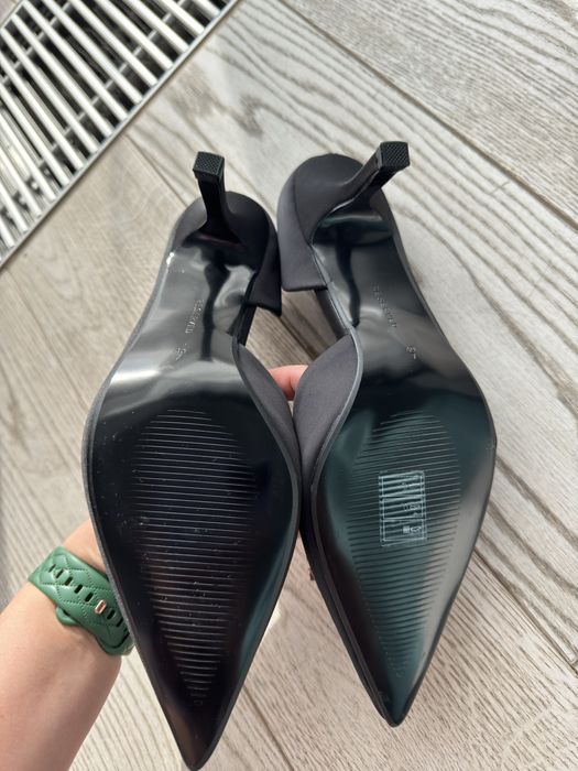 Стильні туфлі Reserved (40)