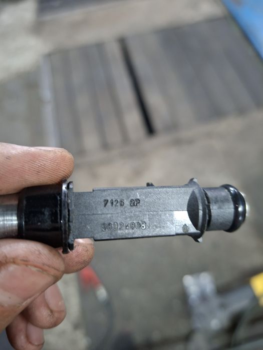 Форсунка Ланос 1.5,,Авео,Нексія,Lanos,Aveo 1.5 96334808