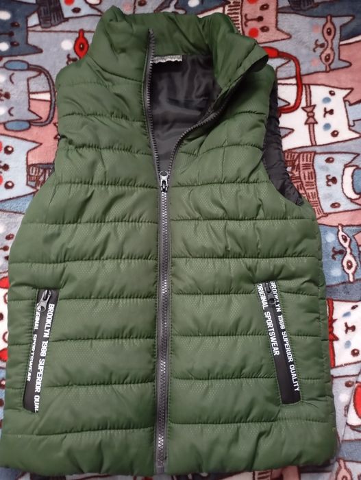 Kamizelka rozmiar 134.