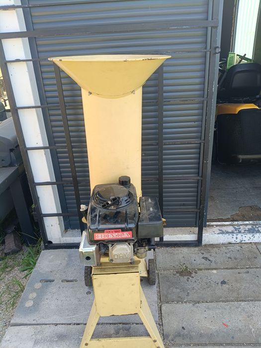 Rozdrabniacz spalinowy rębak Honda