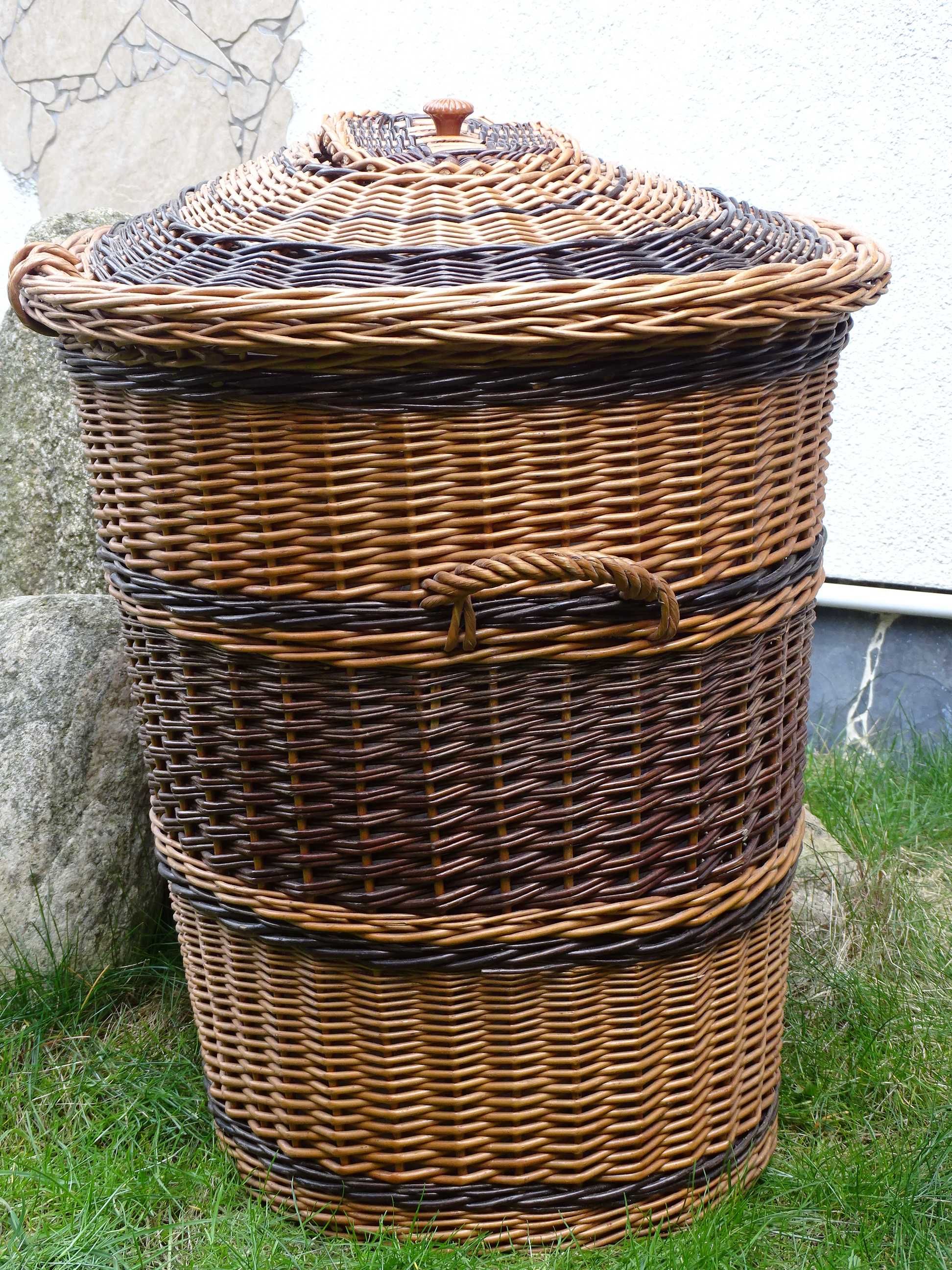 Kosz rattanowy na bieliznę wys. 69 X 66 X 60 cm