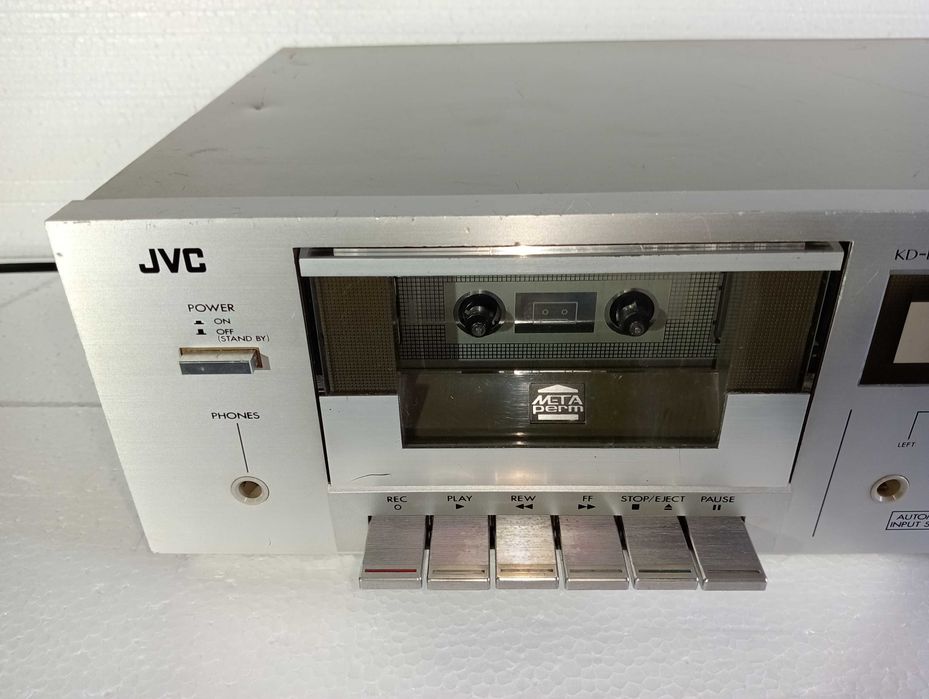 deck marca  jvc kd-d2