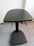 Mesa suporte de equipamentos amovível