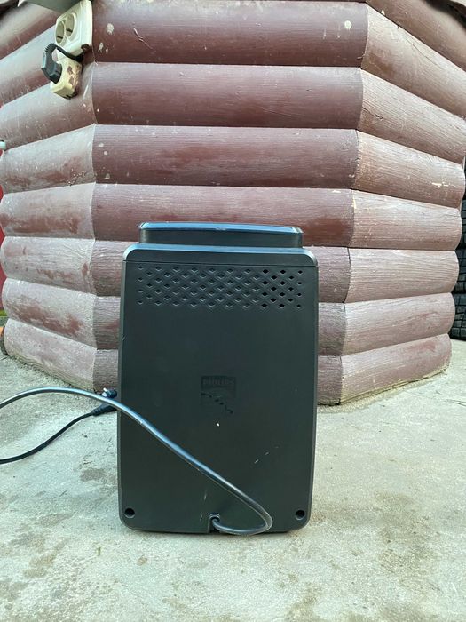 Кавомашина Phillips LatteGo EP2231 2022 рік магазин гарний стан