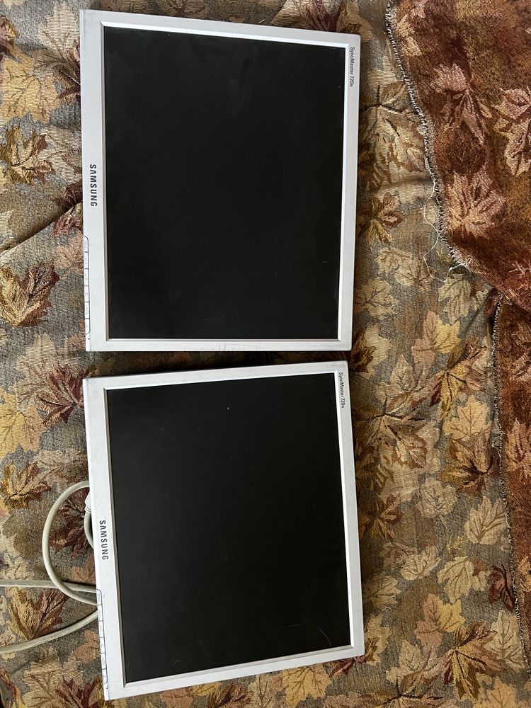 Монітор Samsung