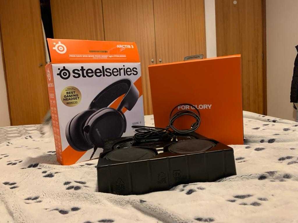 Auscultadores Gaming com Fio STEELSERIES Arctis 3