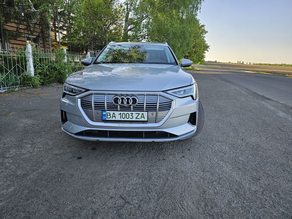Audi E-tron 2019