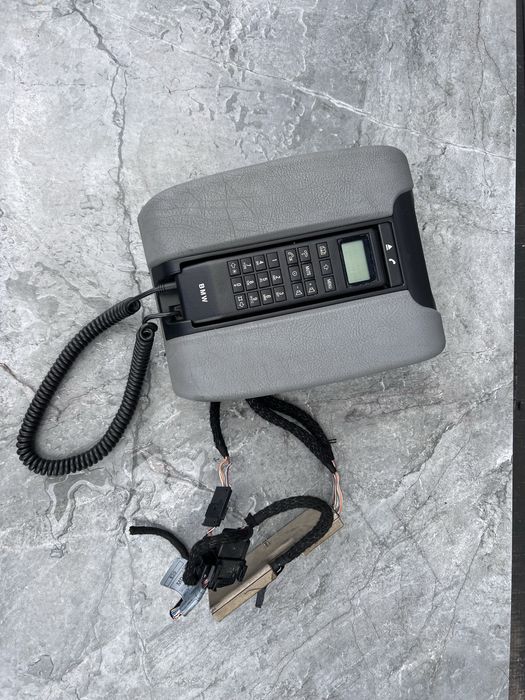 Підокітник З Телефоном БМВ Е39 Подлокотник Видвижний BMW 5 Серія