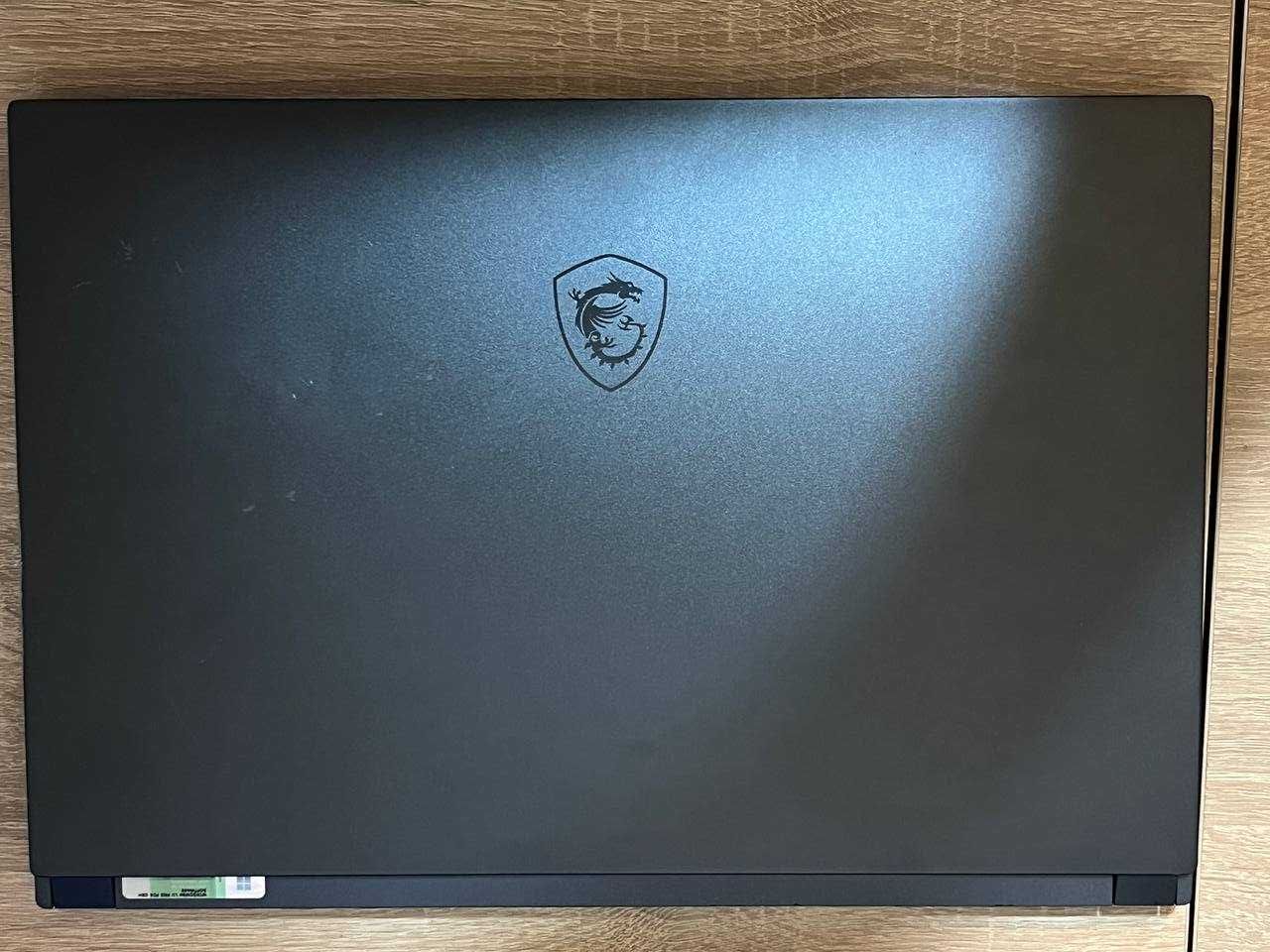 MSI Creator 15 A10SF i7 / RTX 2070 Max-Q / 32 GB / 1 TB