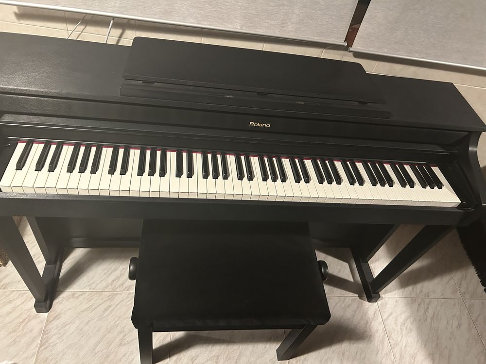 Piano digital Roland HP-505