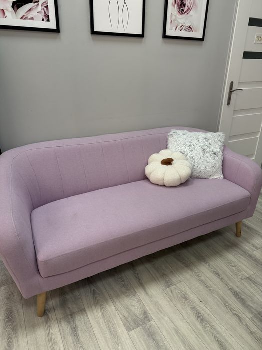 Sofa różowa duża