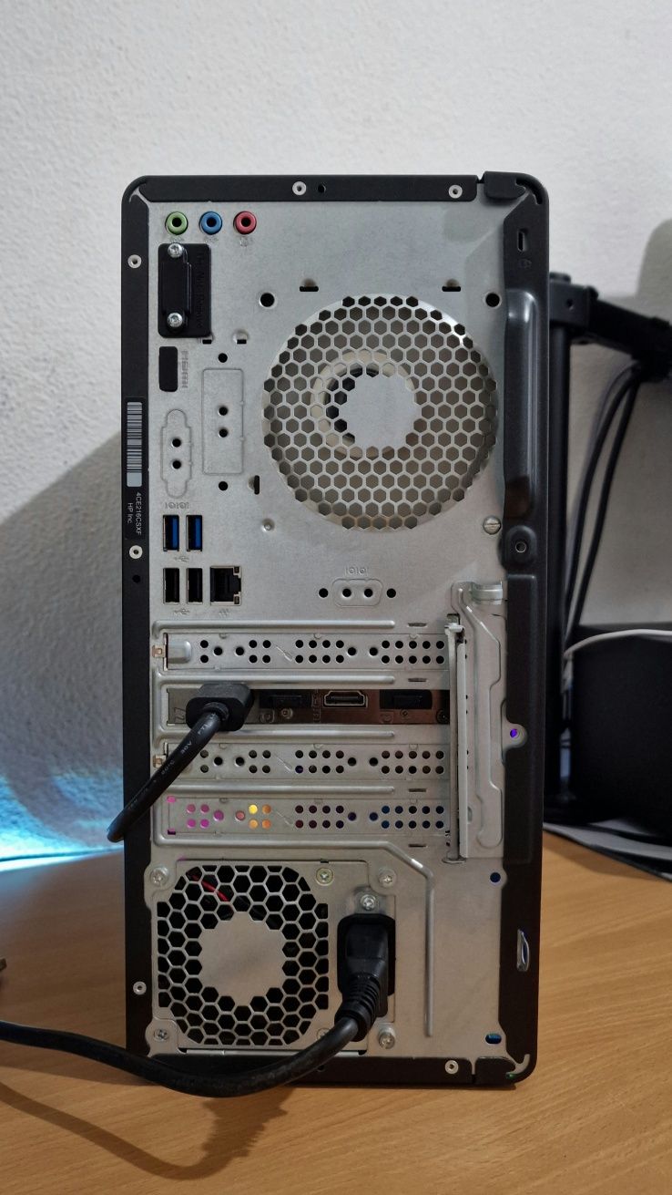 HP Victus 15L Ryzen 5 / GTX 1660 Ti / 16GB RAM / SSD + HDD