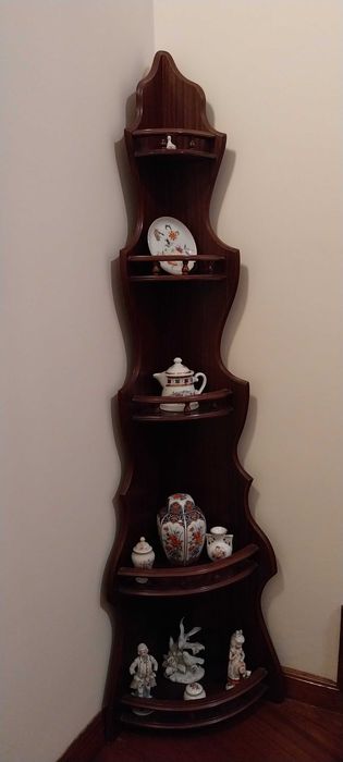 Móvel Cantoneira em mogno