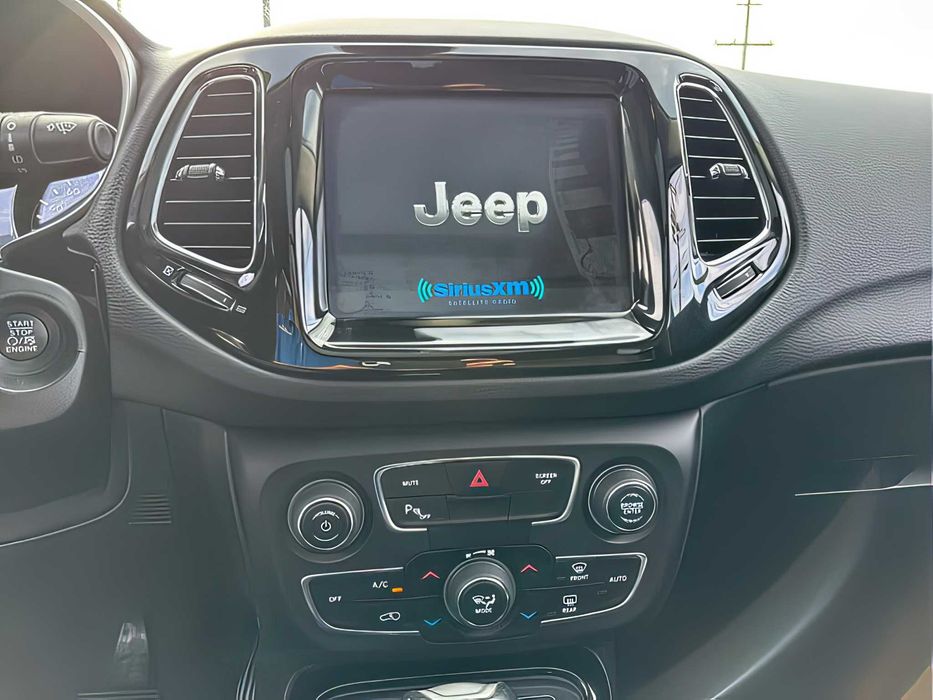 Jeep Compass      2018