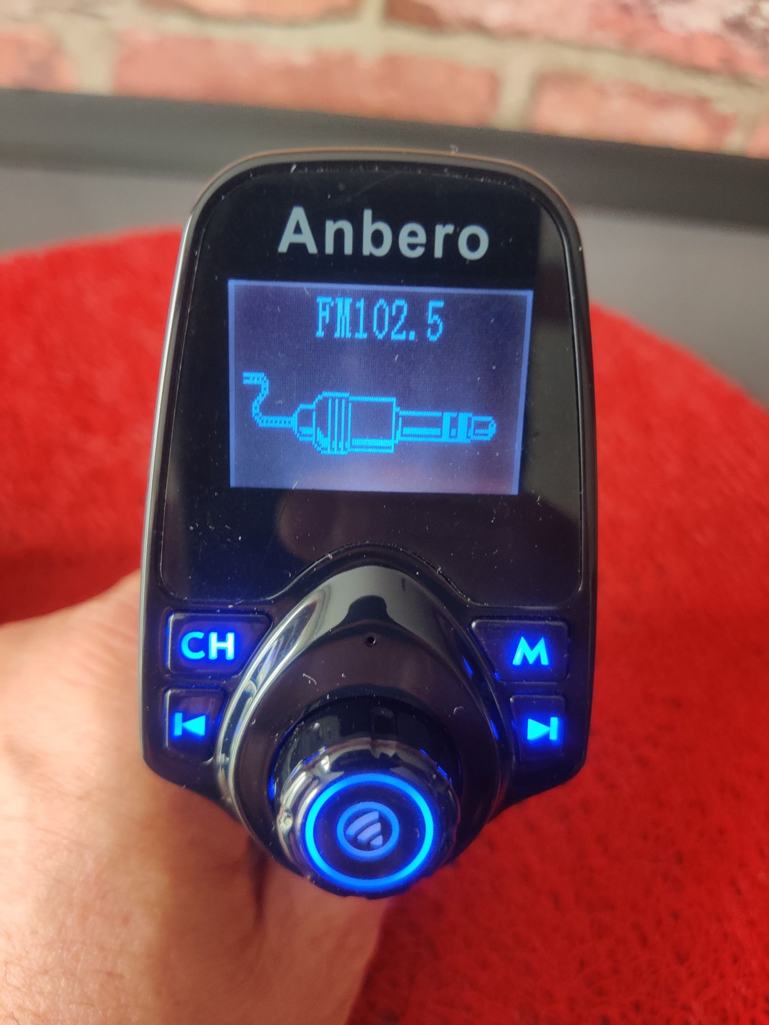 Zestaw głośnomówiący Bluetooth SC310