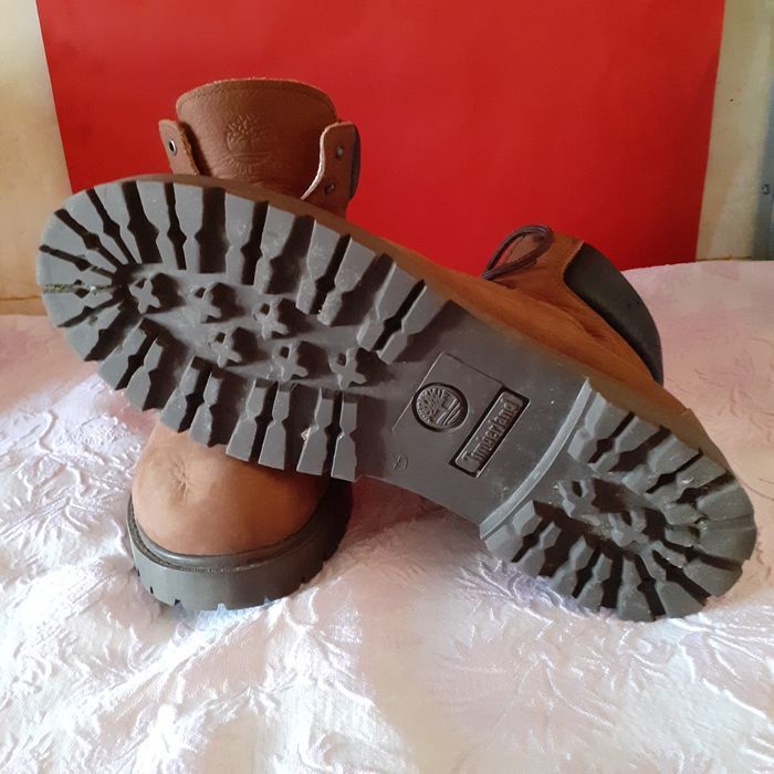 Botas timberland n- 44 preço: 40.00€