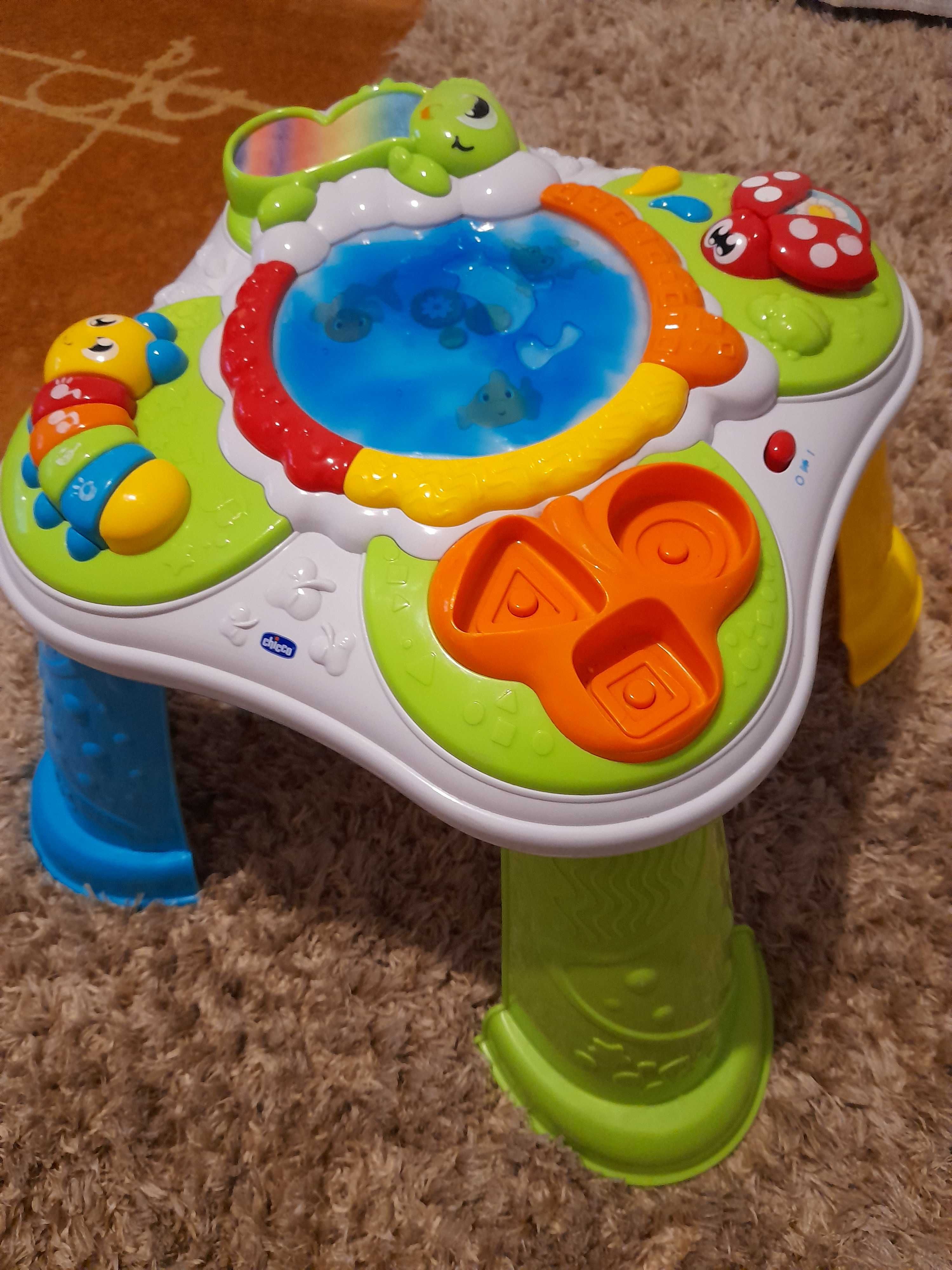 mesa de atividade infantil com gel