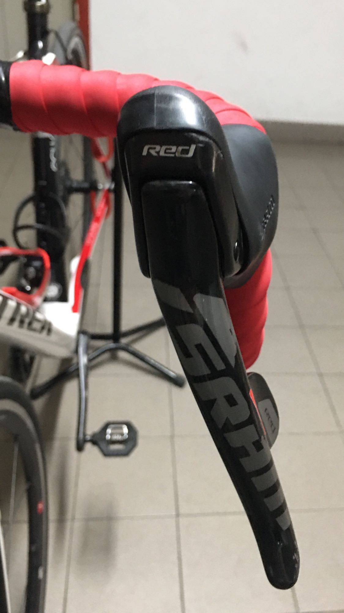 Trek Domane Six Full Carbono