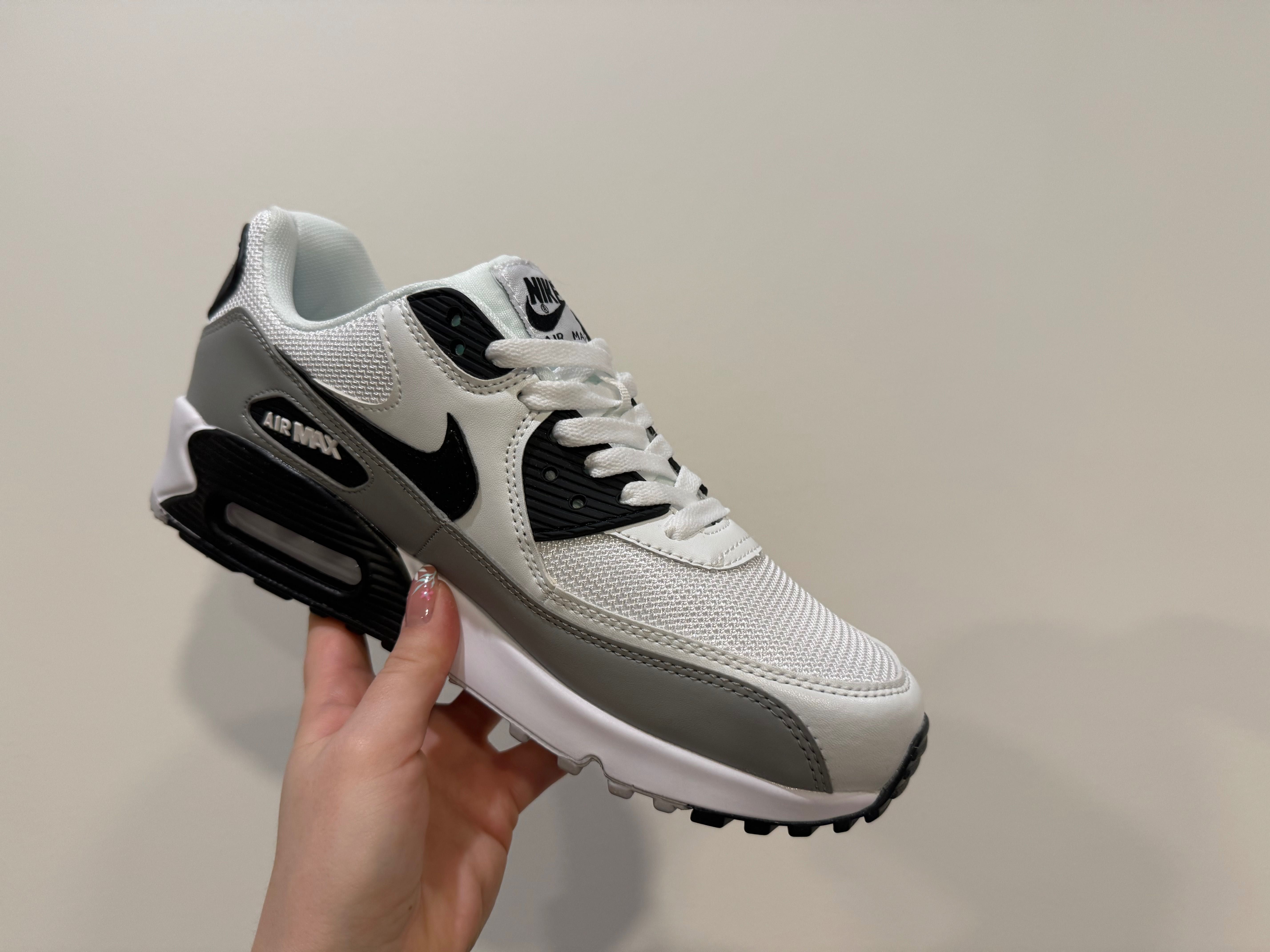 Buty Nike Air Max 90 r. 43