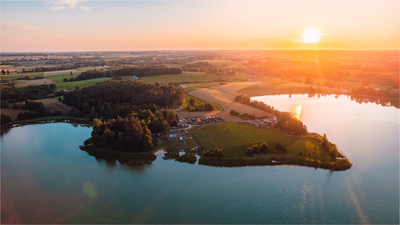 WIECZÓR PANIEŃSKI domek z JAZUZZI nad jeziorem MAZURY Warmia sauna