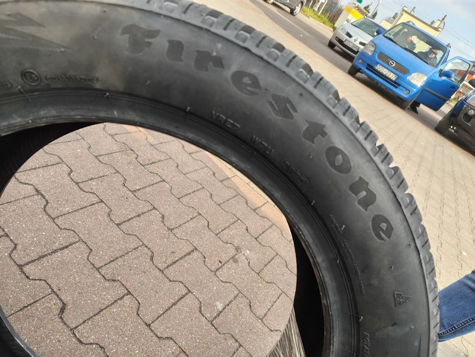 Opony firestone r19
