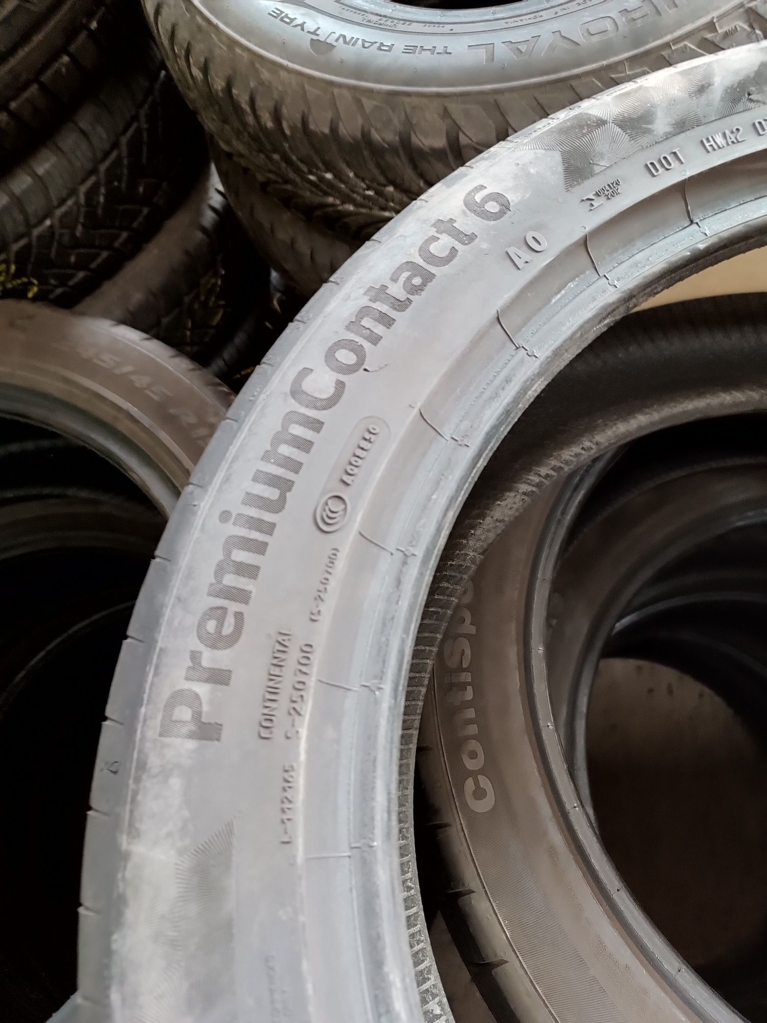 Шини літо Continental 245/45/19 5,5mm 2020р.