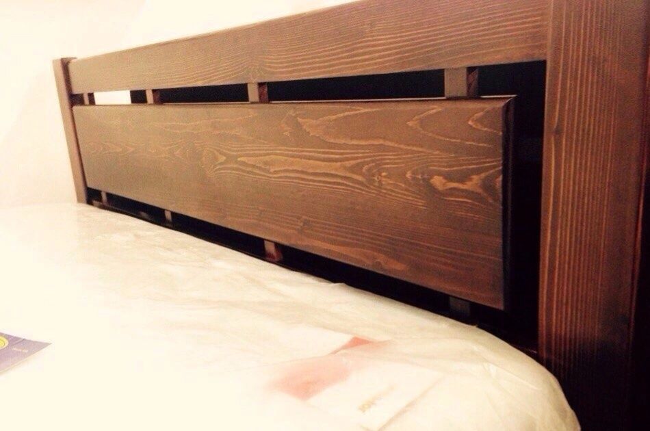 Ліжко двохспальне з масива дерева,внаявності на магазині 9800 грн